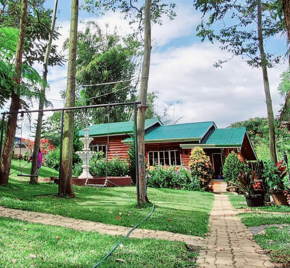Dahilayan Comfy Cabin Manolo Fortich Zewnętrze zdjęcie
